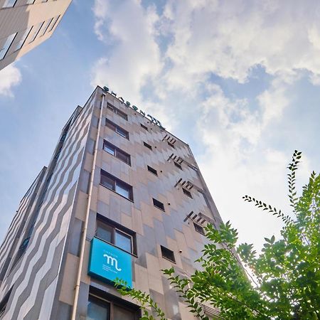 Chason M Hostel Сеул Екстериор снимка